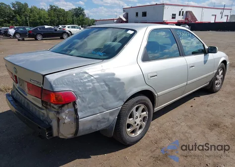 2001 Toyota Camry Le из США, поврежденный, VIN 4T1BG22K31U028704